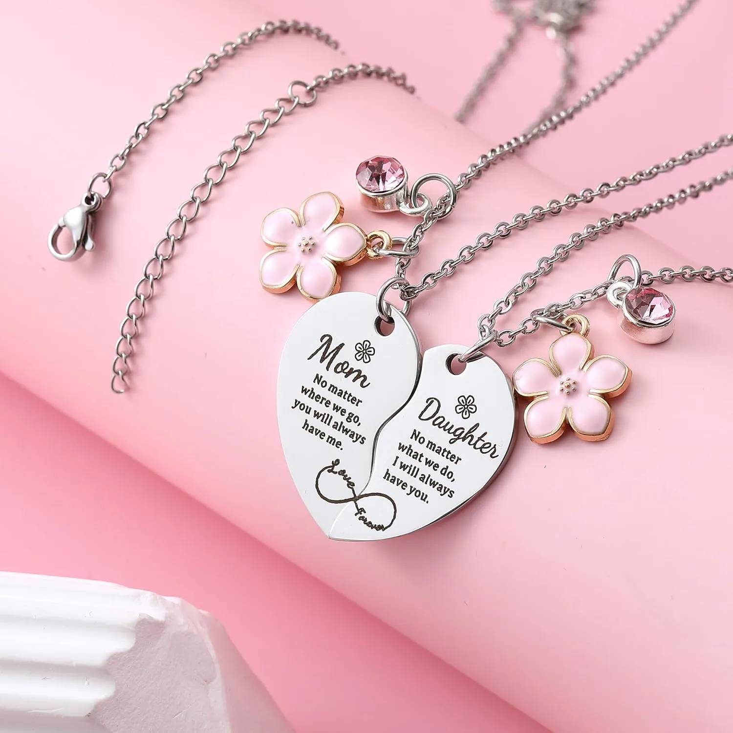 2 Pcs Mother Daughter Heart Matching Necklace Set Gifts for Mom Mothers Day Birthday Chrismas Gifts from Daughter.