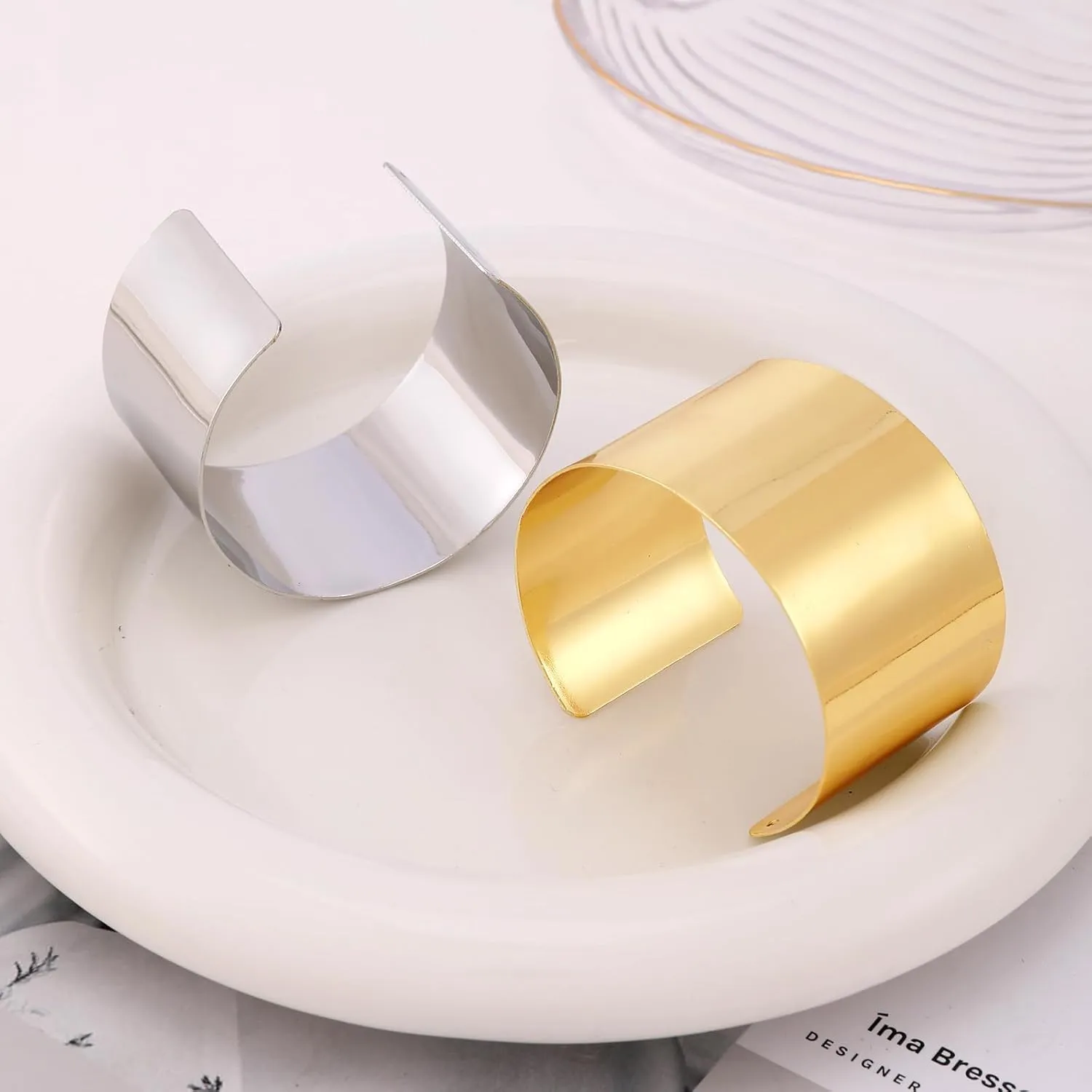 2Pcs Cuff Bangle Bracelet for Women Open Wide Wire Bracelets Gold Wrist Cuff Wrap Bracelet Adjustable