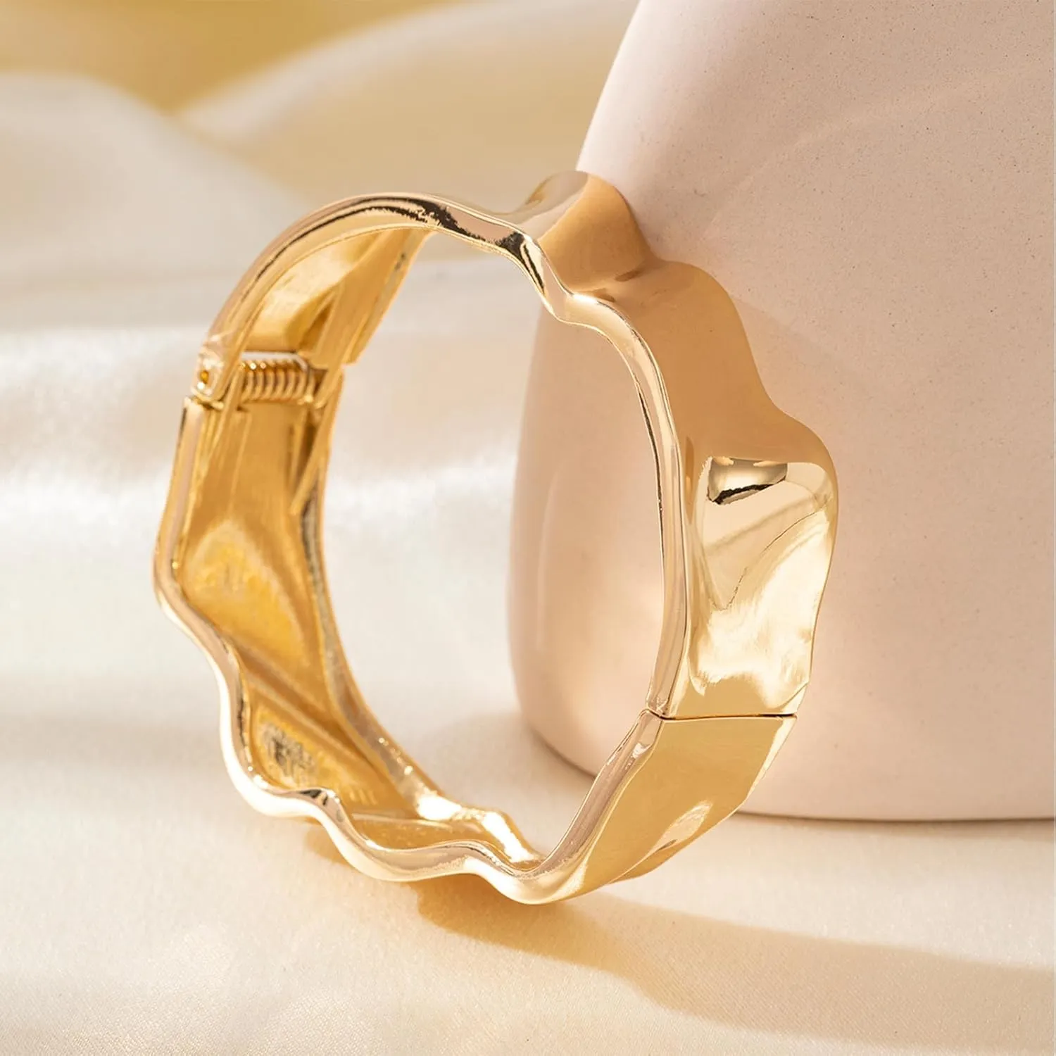 Chunky Gold/Silver Bangle Bracelets for Women Thick Arm Cuff Bangle Bracelet Wrist Wrap Bracelet Jewelry
