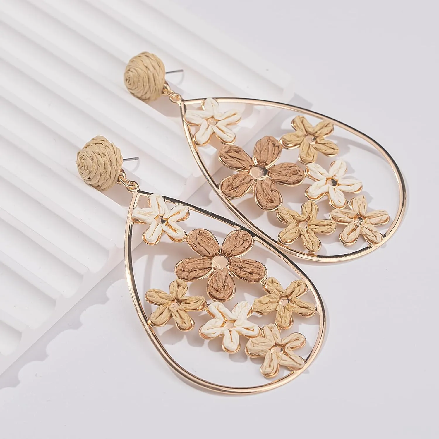 Flower Teardrop Earrings Boho Raffia Earrings Cute Floral Dangle Earrings Trendy Statement Jewelry for Women