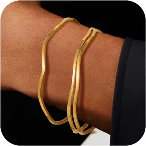Gold Bangles for Women 18K Gold Plated Stainless Steel Glossy Stackable Thin Round Bracelets Solid Plain Polished Bangles Bracelets Set of 3 Jewelry for Women