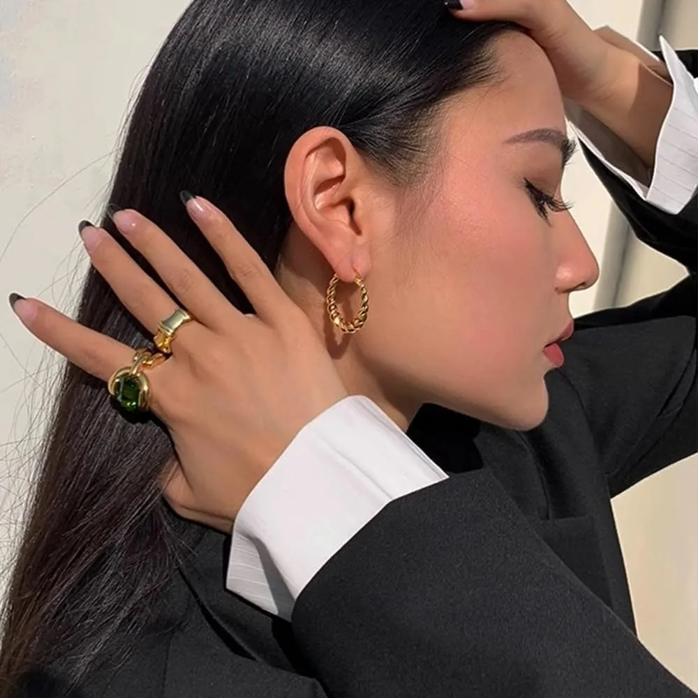 Gold Hoop Clip On Earrings for Women Twisted Thick Hoop Earrings Hypoallergenic Non Pierced Ears Hoops Jewelry