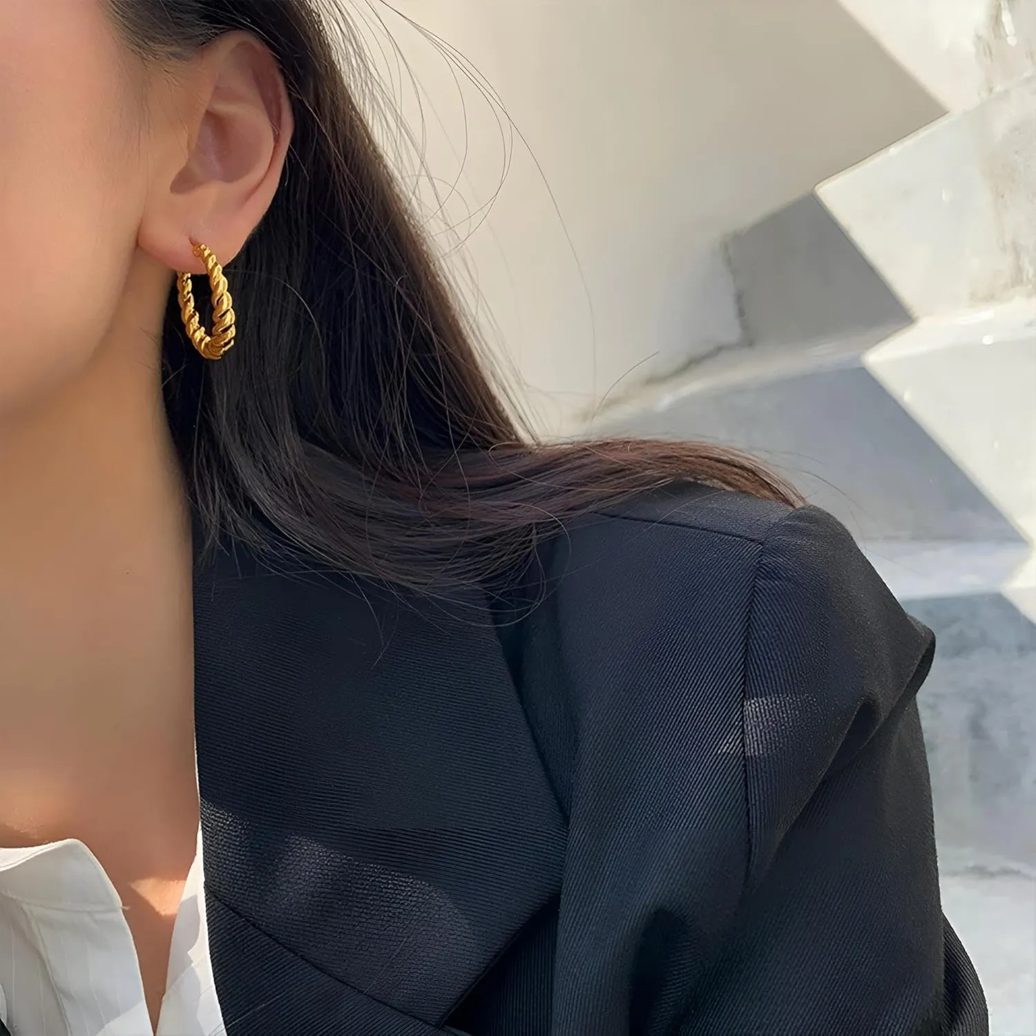 Gold Hoop Clip On Earrings for Women Twisted Thick Hoop Earrings Hypoallergenic Non Pierced Ears Hoops Jewelry