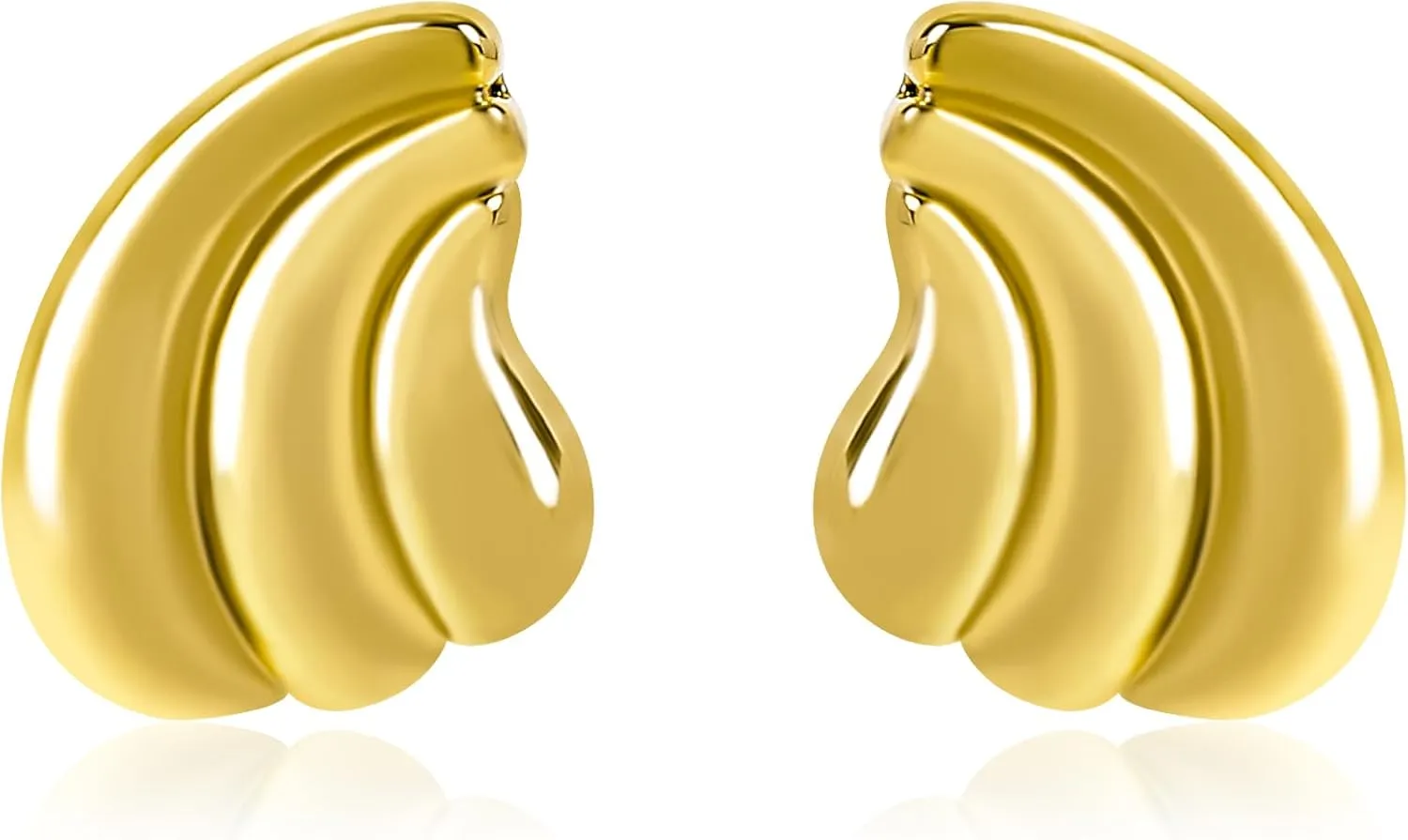 Gold Shell Stud Earrings for Women 14K Gold Plated Dainty Seashell Earrings Small Tiny Lightweight Conch Statement Earrings Sea Shell Earrings Party Trendy Ocean Summer Beach Jewelry Gift for Women