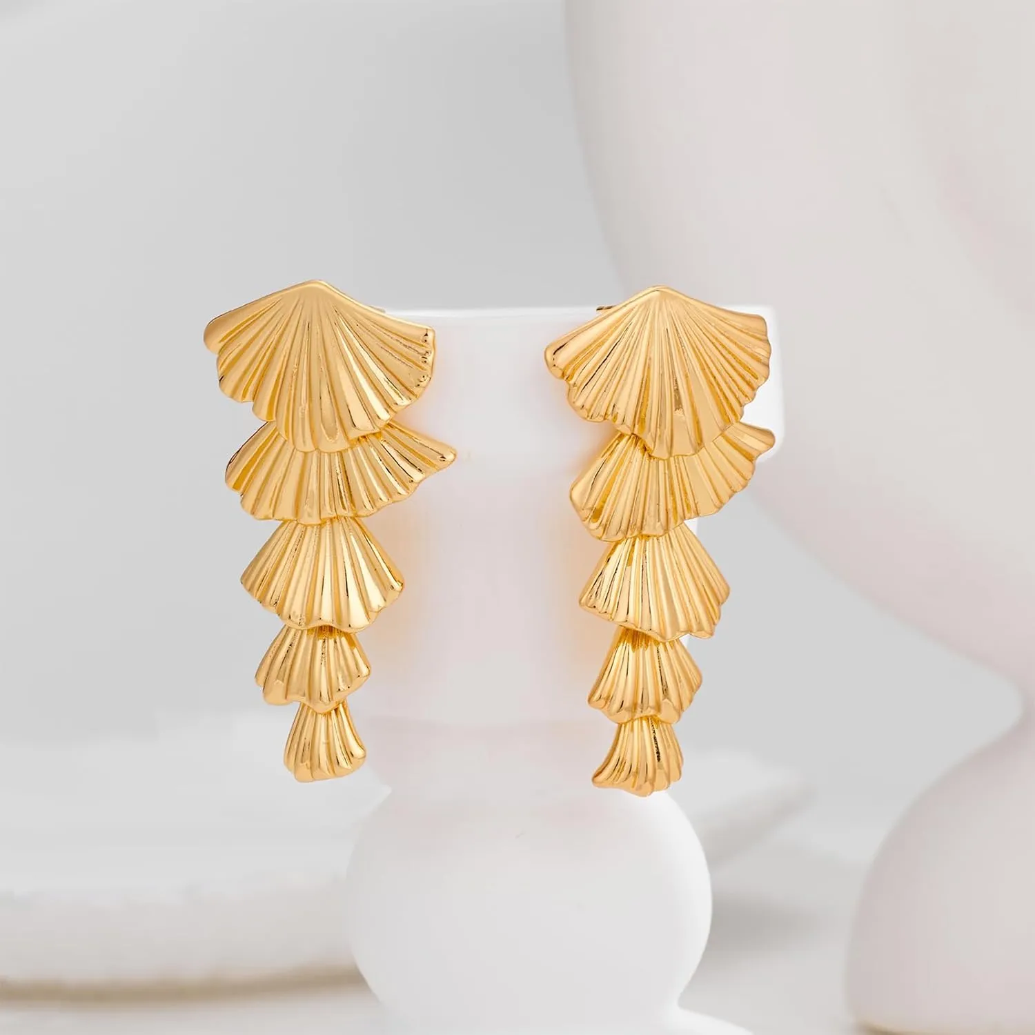Gold/Silver Shell Dangle Earrings for Women Seashell Drop Dangle Earrings Ocean Beach Earrings Summer Jewelry