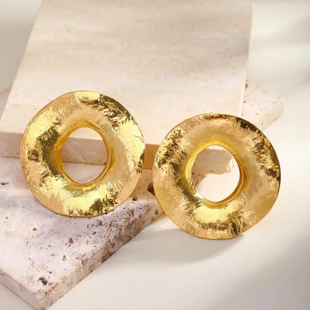 Gothic Punk Gold Silver Metal Big Stud Earrings Geometric Hollow Circle Drop Earrings Exaggeration Big Earrings Jewelry for Women