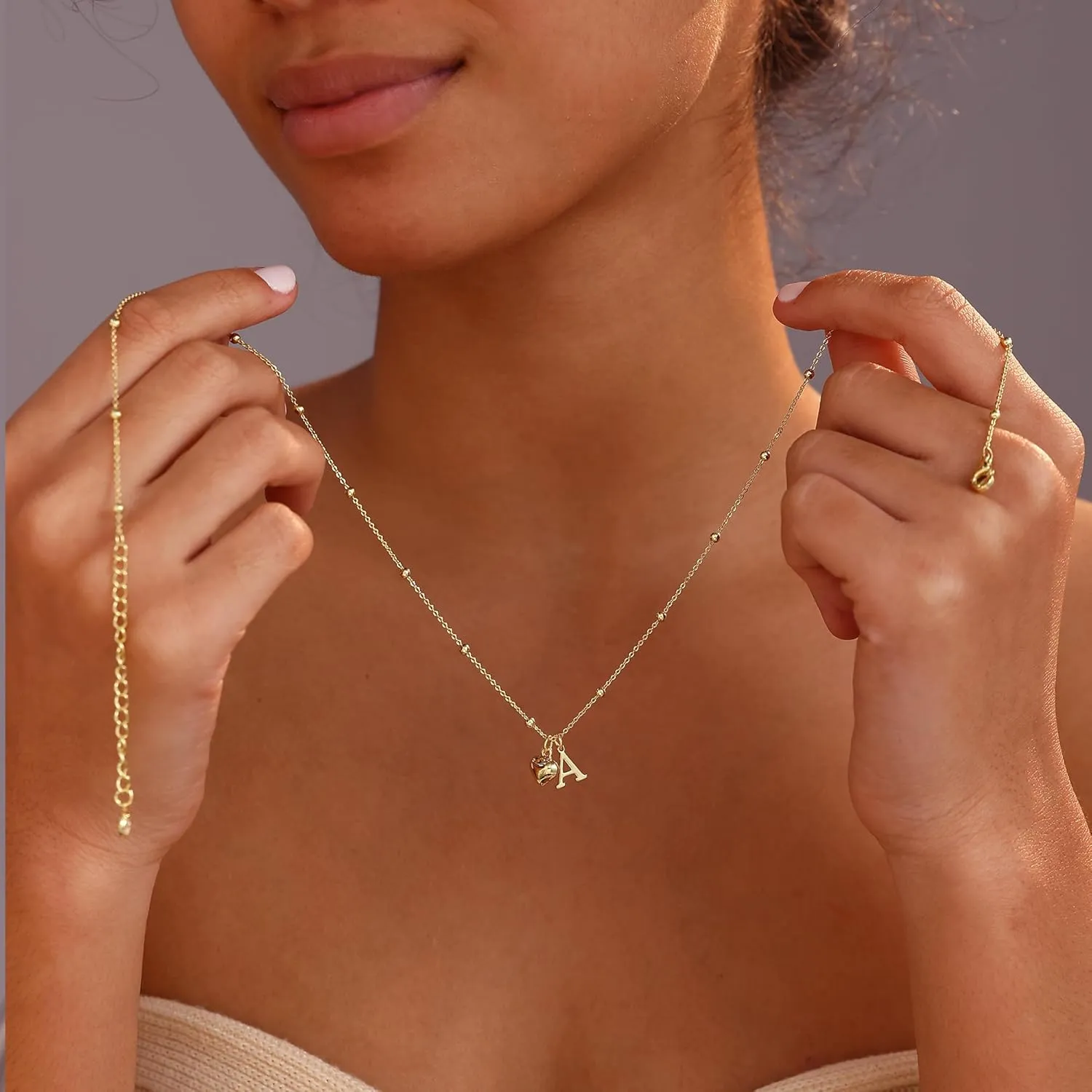 Initial Necklaces for Women,Dainty Letter Necklace 14K Gold Plated Heart Initial Pendant Necklace Simple Gold Choker Necklaces for Women Trendy Cute Heart Name Necklace Gold Jewelry for Women