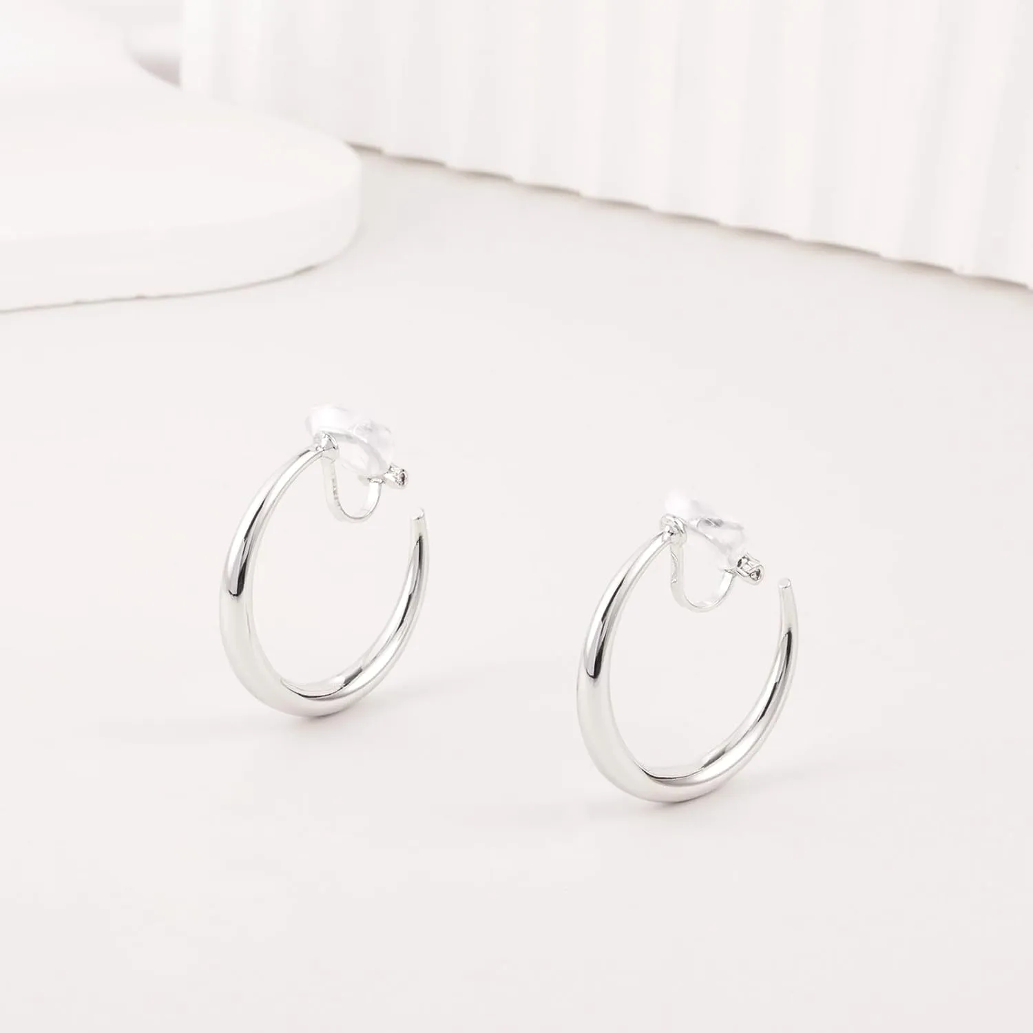LAXPICOL Chunky Gold/Silver/Rose-gold Hoop Earrings Clip On Earrings For Women No-piercing