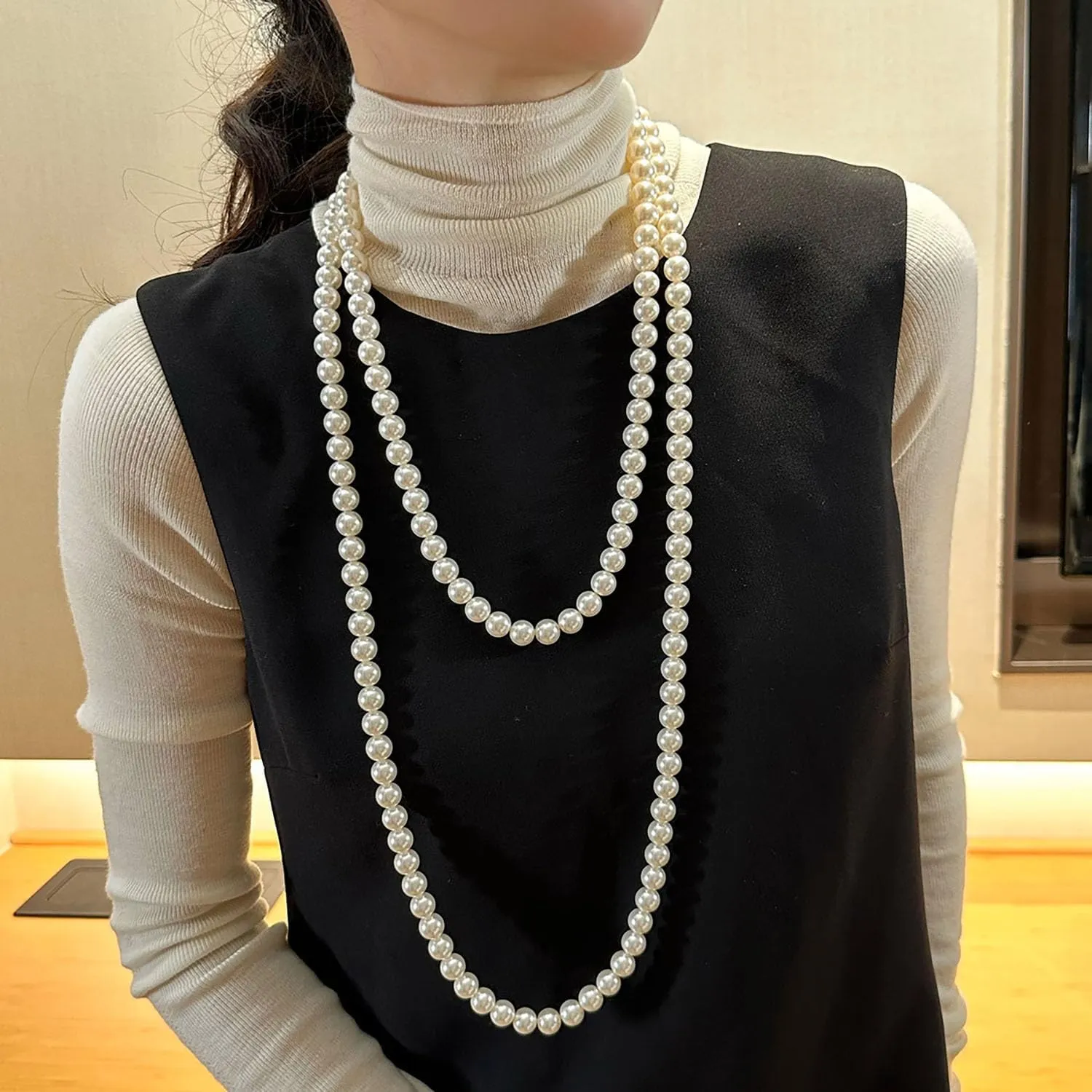 Long Pearl Necklaces for Women 1920s Fashion Faux Pearl Necklace Vintage Layered Pearl Necklaces Pearl Chain Necklace 1920s Bridal Wedding Party Costume Jewelry