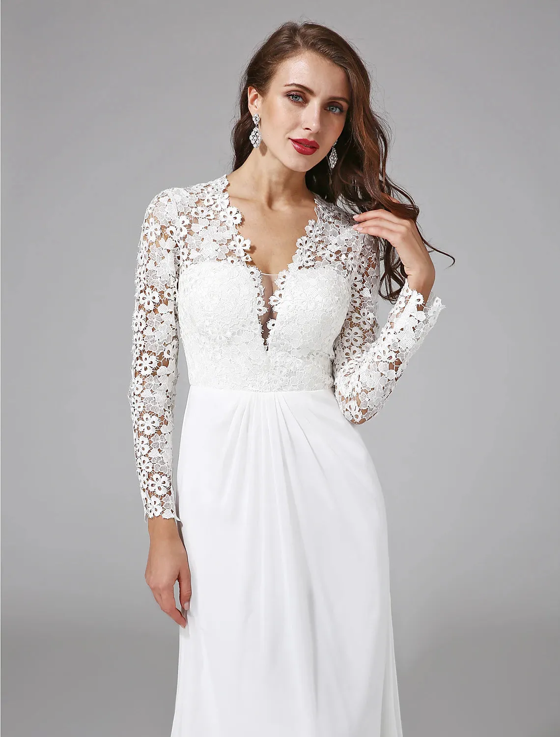 Luolandi Beach Royal Style Boho Wedding Dresses Sweep / Brush Train Sheath / Column Long Sleeve Illusion Neck Chiffon