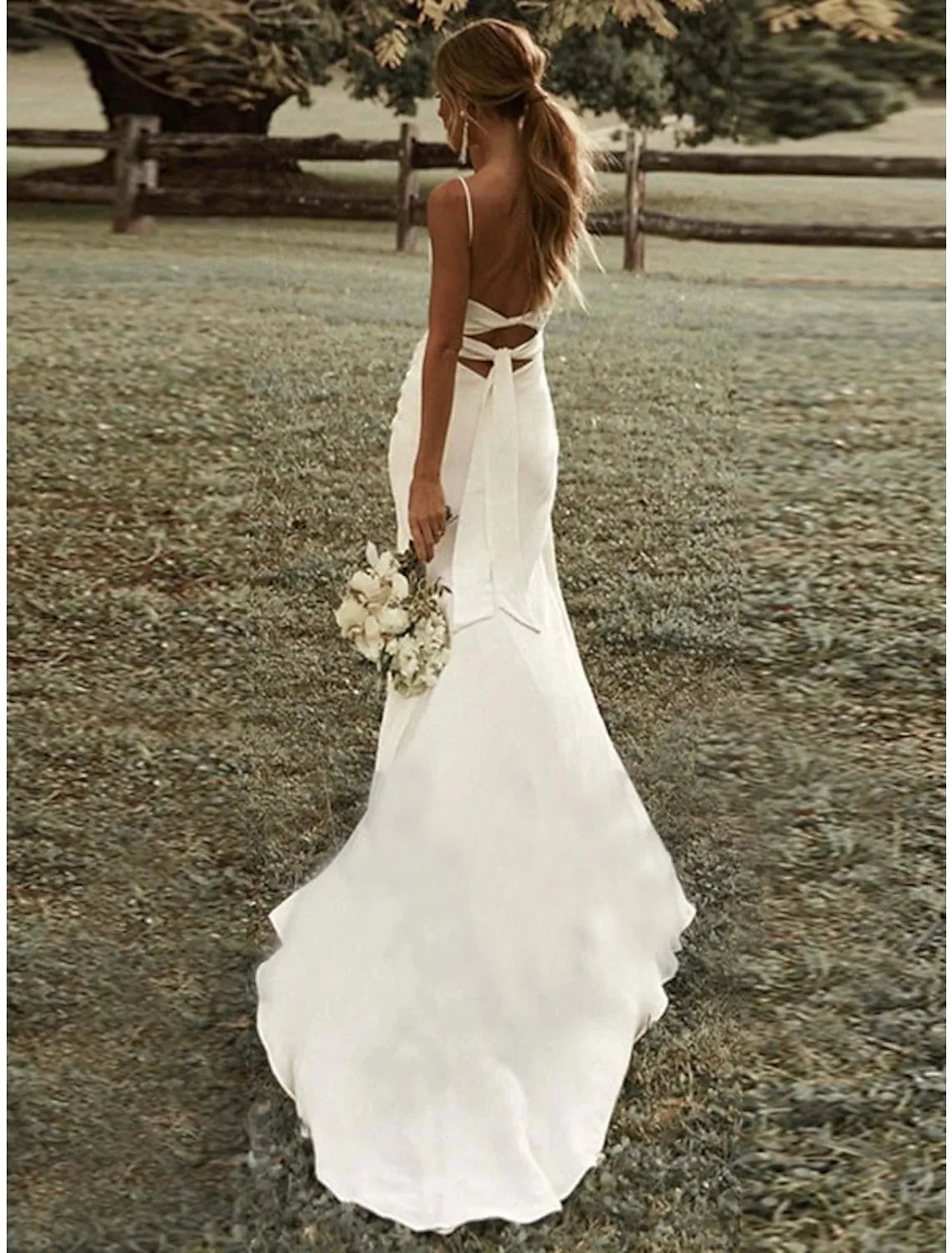 Luolandi Beach Sexy Casual Wedding Dresses Sheath / Column Square Camisole Spaghetti Strap Sweep / Brush Train Stretch Fabric Bridal Gowns