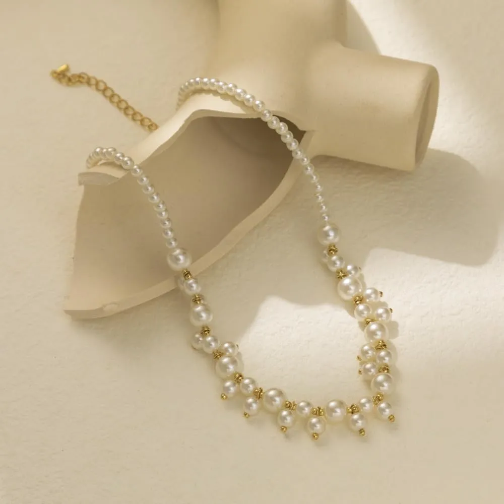Pearl Choker Necklaces for Women Gold Faux Pearl Necklaces for Women Dainty Pearl Chain Necklace Vintage Big Pearl Chocker Trendy Pearls Necklace Simple Pearl Jewelry