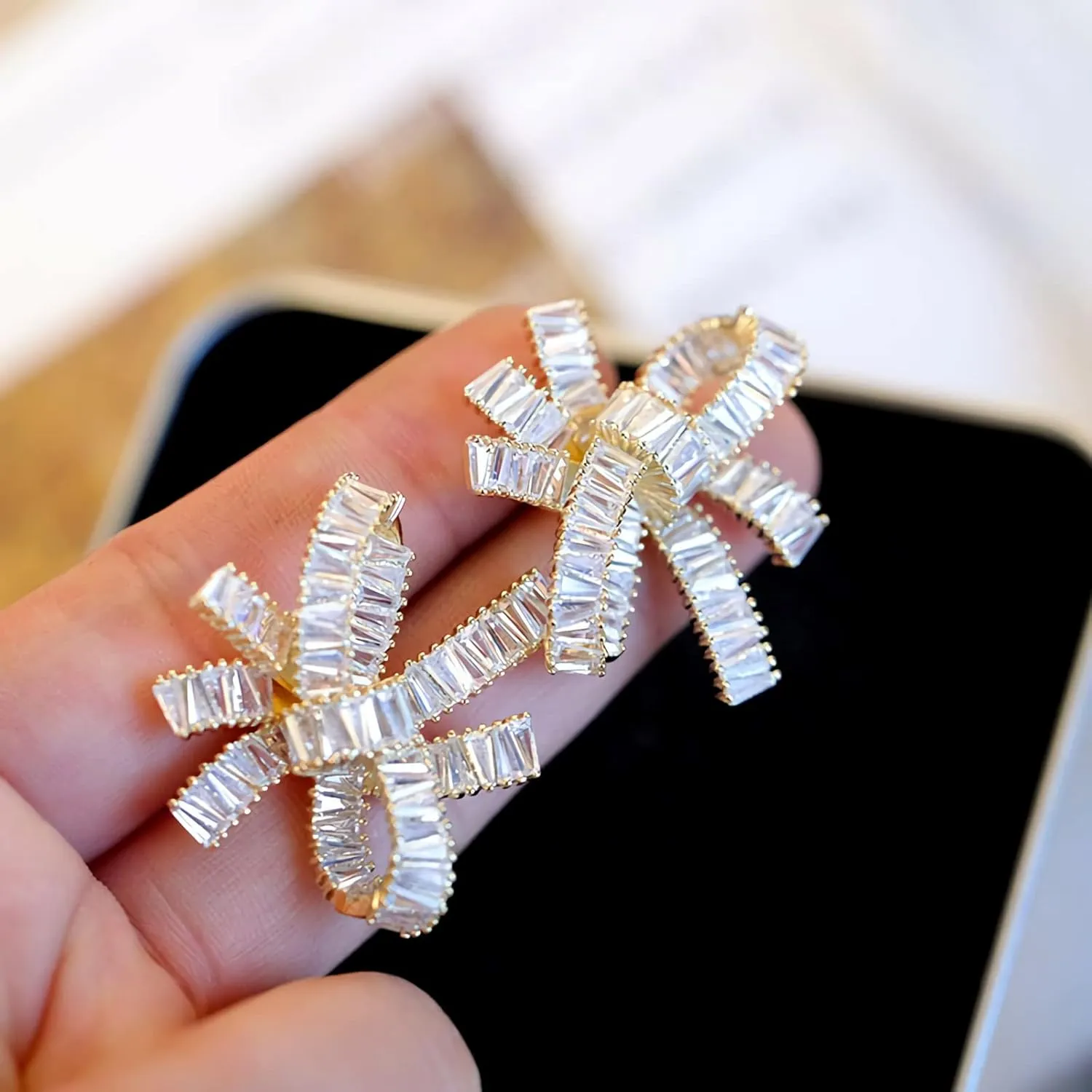 Rhinestone Bow Stud Earrings for Women, Bowknot Shape Earrings Cubic Zirconia Rhinestone Earrings