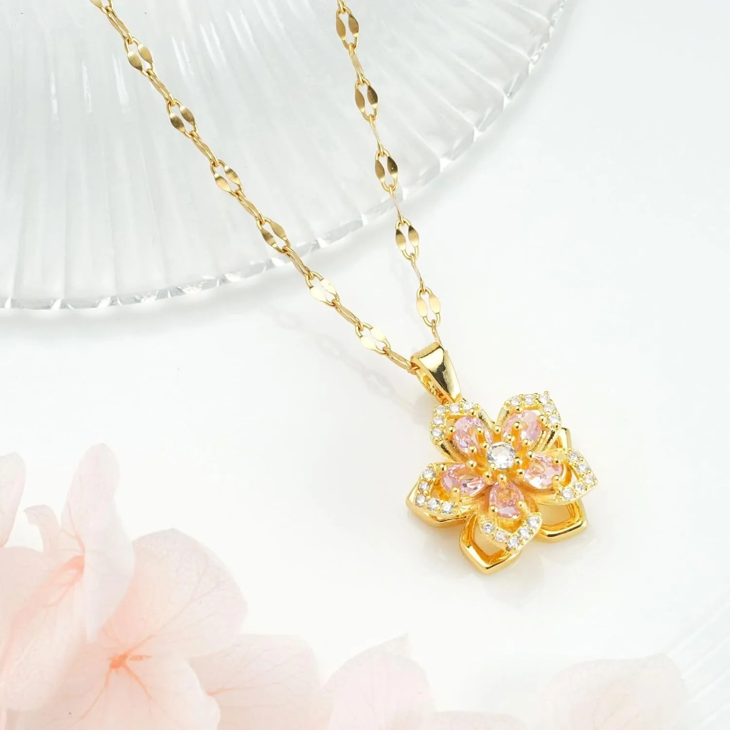 Rotatable Crystal Flower Pendant Necklace for Women Rhinestone Charm Pendant Floral Design Link Chain Necklaces Trendy Exquisite Matching Jewelry