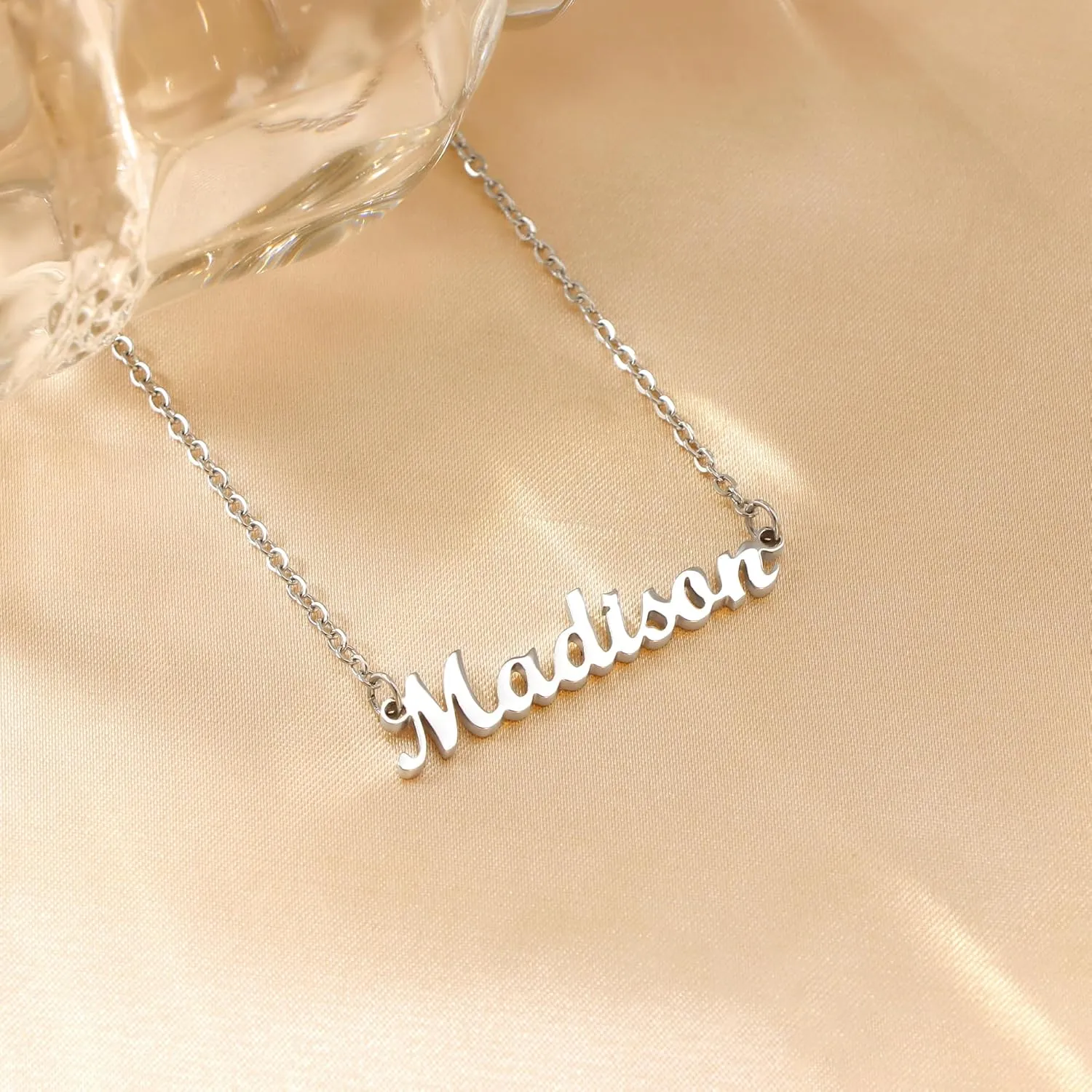 SANNYRA Name Necklace Personalized, 18K Gold Plated Silver-plated Customized Nameplate Necklaces Jewelry Mother's Day Gifts for Women