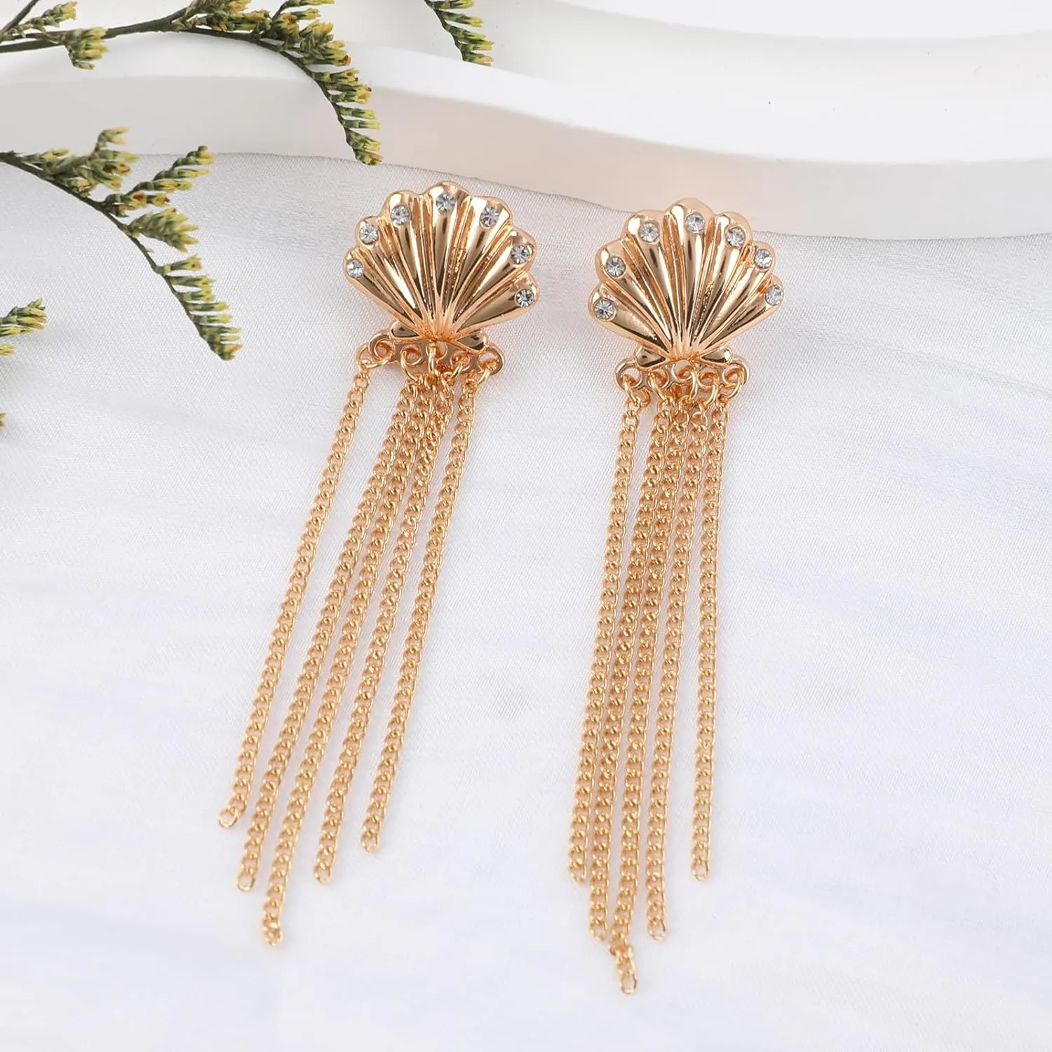 Seashell Dangle Earrings for Women, Shell Tassel Drop Earrings Boho Beaded Tassels Zircon Pendant Shell Earrings Scallop Pearl Seashell Statement Trendy Earrings Summer Beach Vacation Jewelry