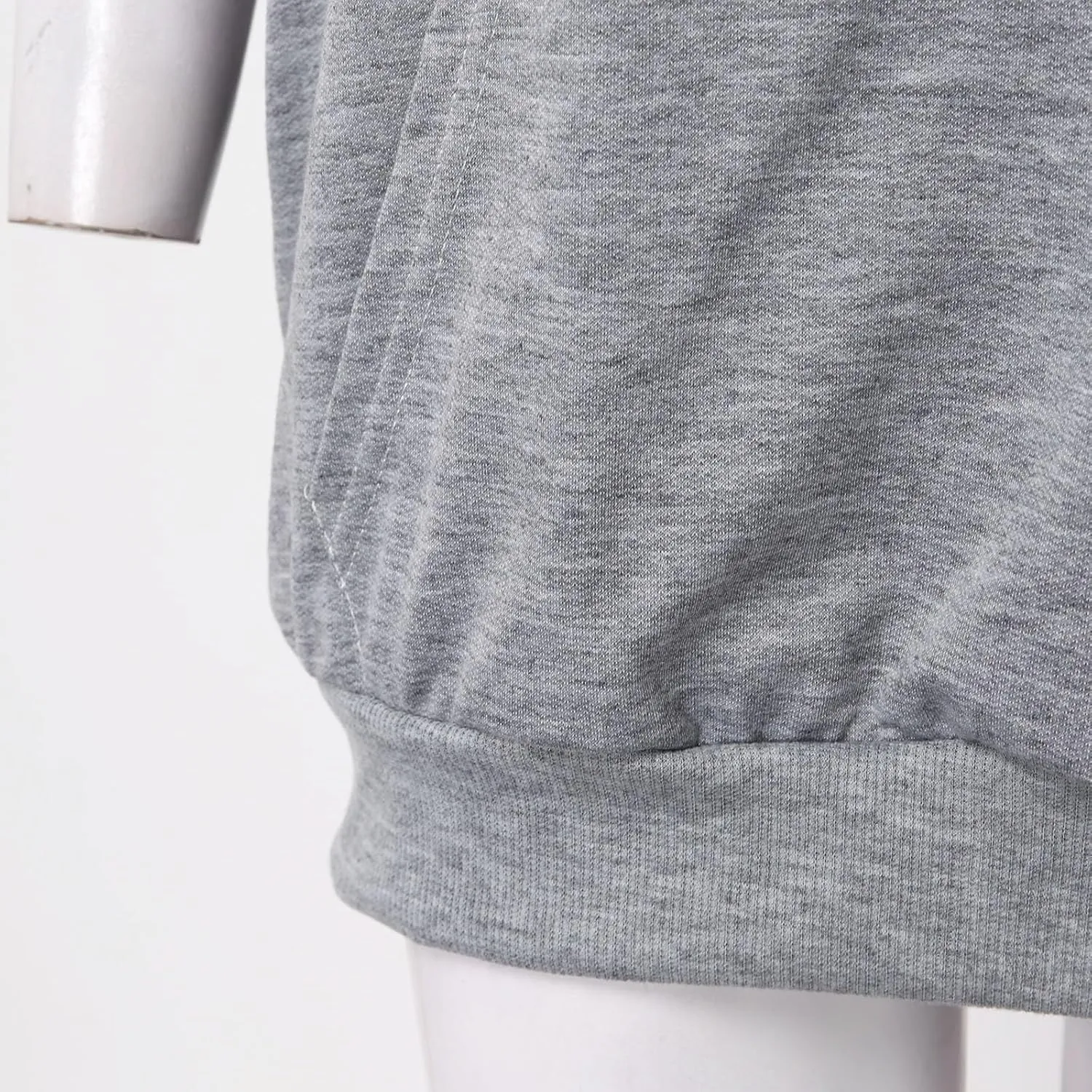 Sleeveless Vest Tops with Hood for Women Casual Loose Fit Hoodie Lightweight Drawstring Pullover Sweatshirt with Pockets