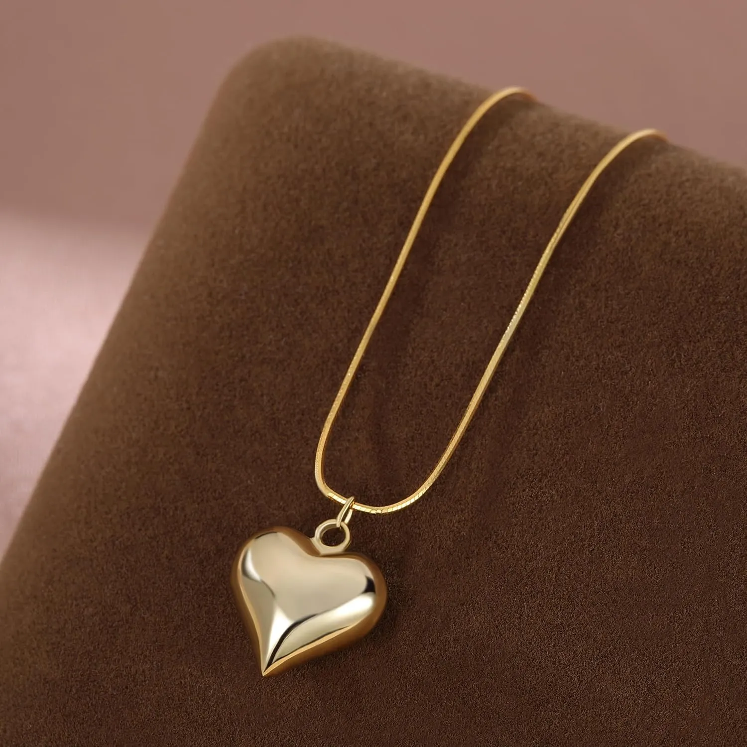 SLUYNZ 925 Sterling Silver Love Heart Choker Necklace for Women Teens Chunky Love Heart Necklace Pendant Mother's Day Necklace