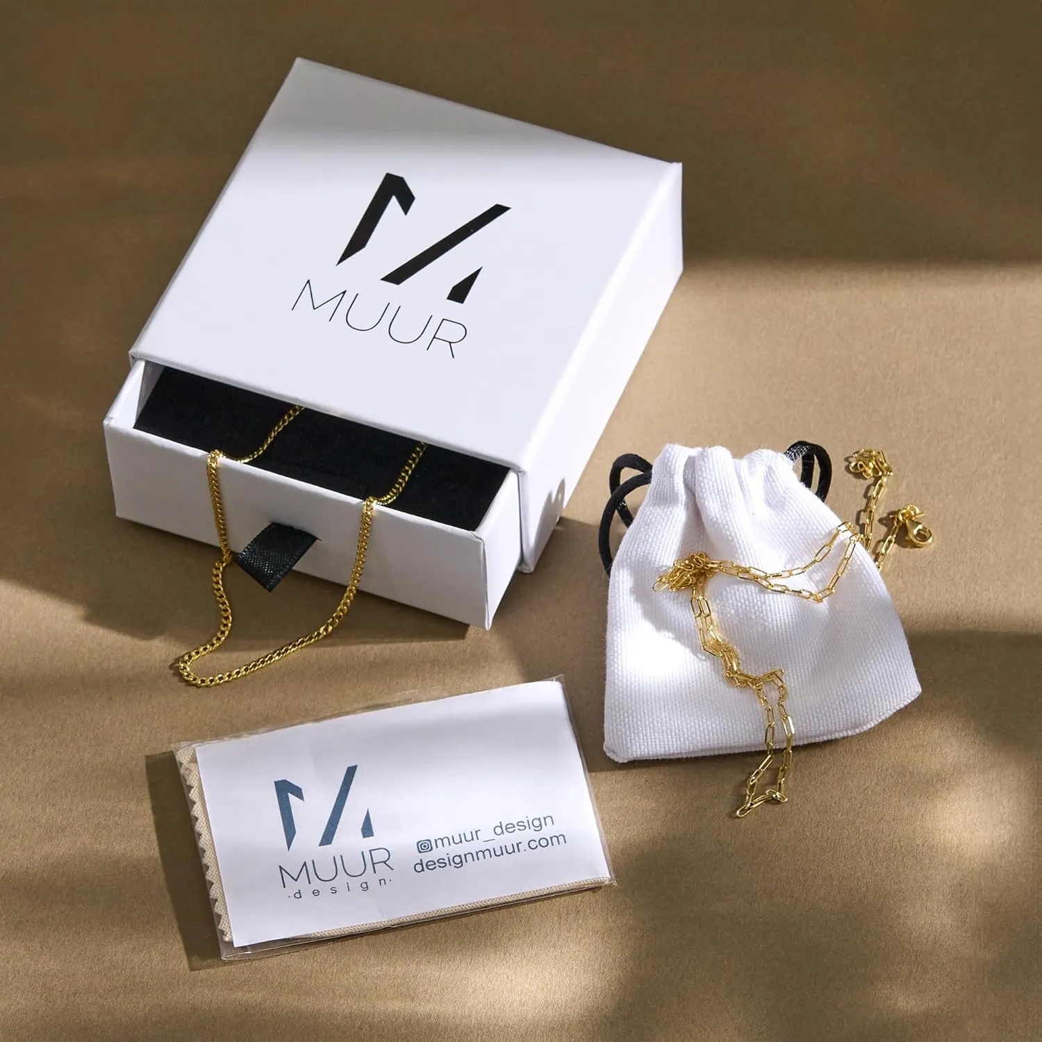 Star of David Necklace Gold - Meaningful Jewish Gift & Bat Mitzvah Jewelry | Israelite Pendant (Gold, 18 Inches)