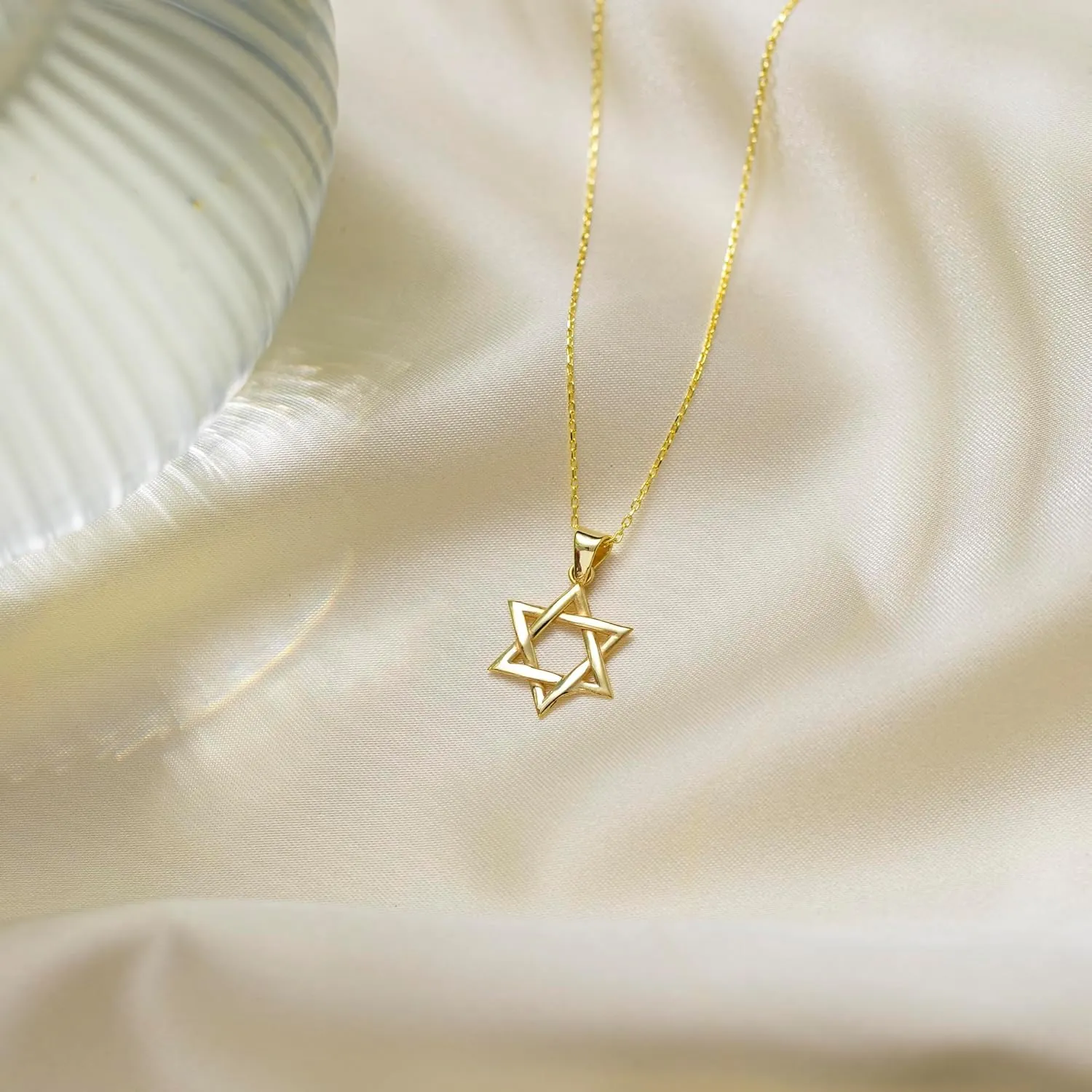 Star of David Necklace Gold - Meaningful Jewish Gift & Bat Mitzvah Jewelry | Israelite Pendant (Gold, 18 Inches)