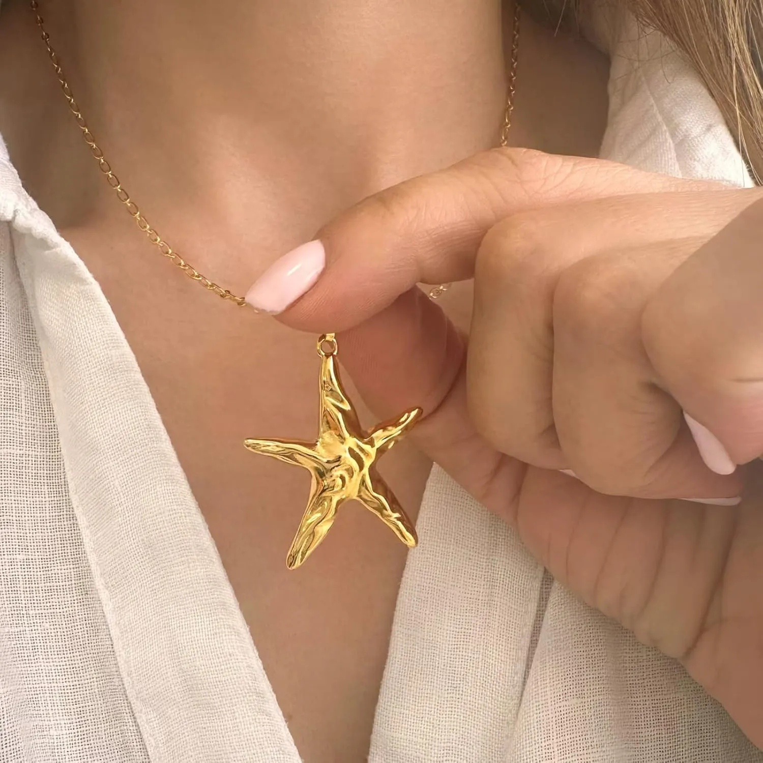Starfish Necklace for Women Ocean Charm Necklace Adjustable Chain Beach Surfer Jewelry Summer Jewelry for Women 2025