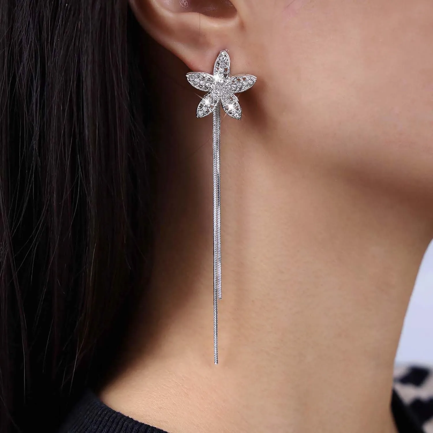 Vintage Crystal Starfish Ear Jacket Earrings Gold Rhinestone Star Stud Earrings Punk Metal Sleek Chain Earrings Cz Star Chain Drop Earrings Jewelry for Women and Girls