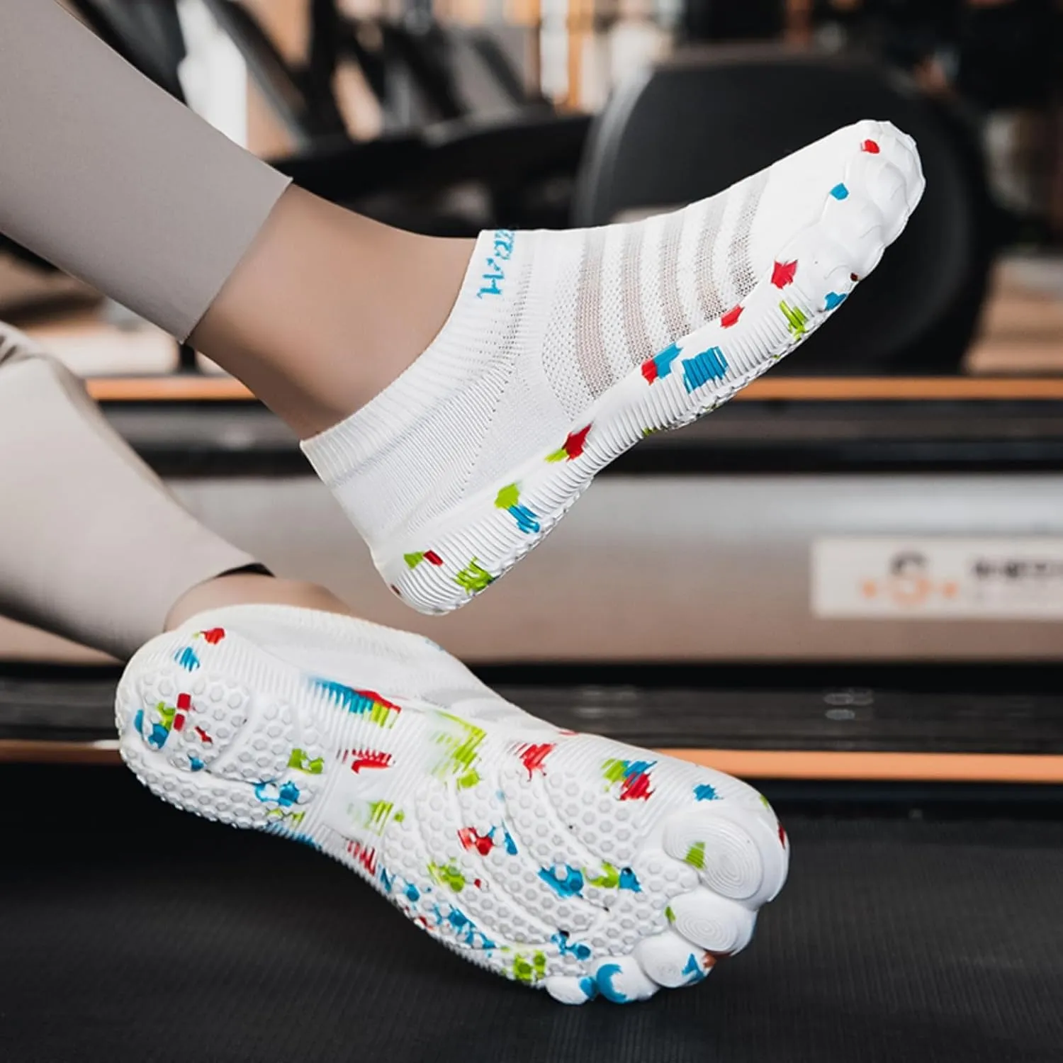 Womens Mens Shoes Athletic Sneakers Barefoot Aqua Shoes for Beach Swimming Hiking Boating Sailing Comfy Casual Non Slip Walking Flats Lightweight Breathable Slip on Sneakers