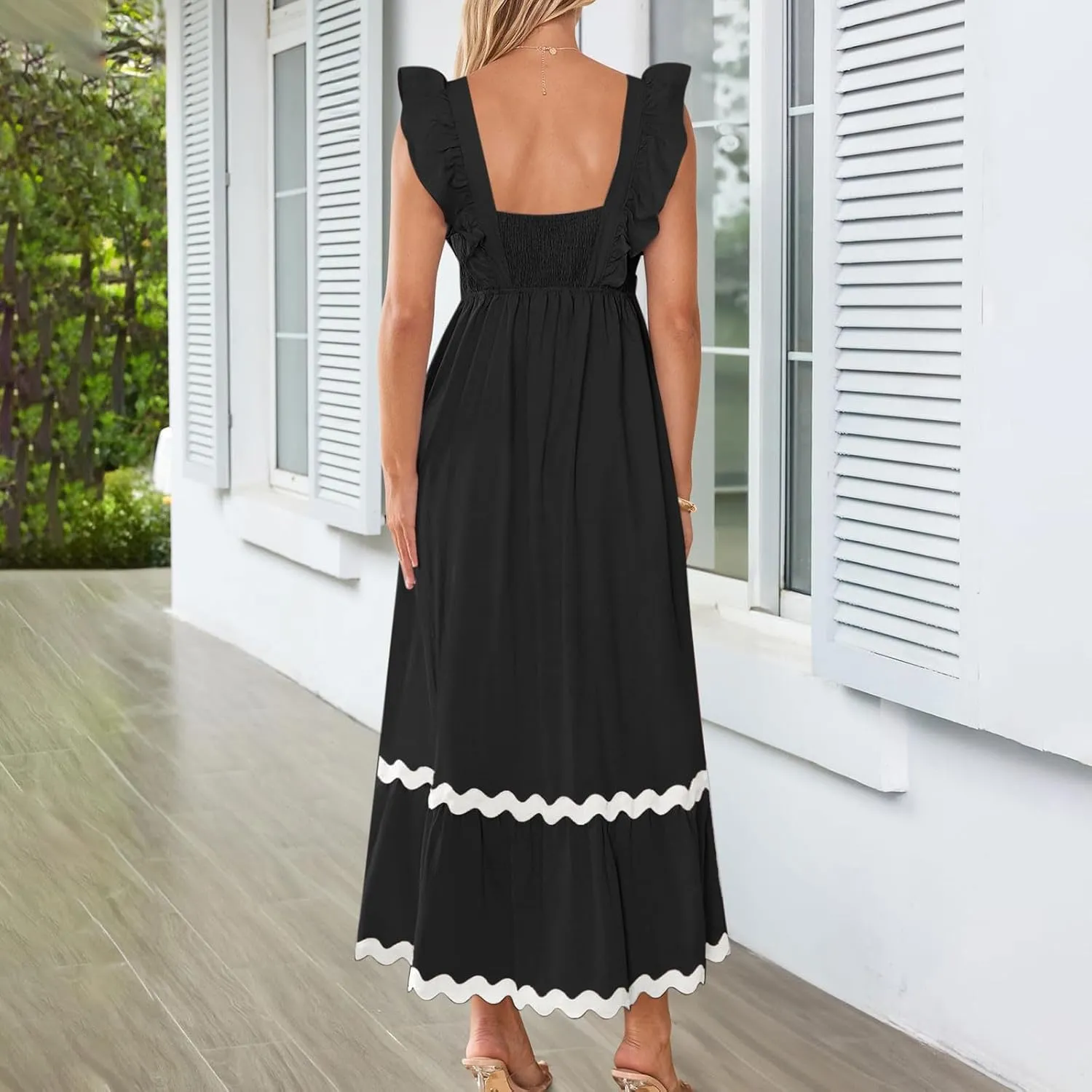 Women's Summer Sleeveless Ruffle Dresses Square Neck Backless Boho Flowy Maxi Sundress Tiered Flowy Dress with Pockets