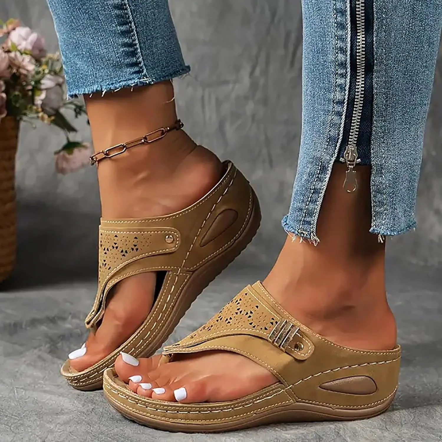 ZSpzx Orthopedic Sandals for Women,Women's Orthotic Dressy Summer 2025 Arch Support Flip Flops Womens Flat Open Toe Casual Slip on Sandals Beach Boho Sandals Comfortable Outdoor Walking Shoes